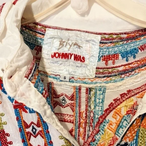 Johnny Was Biya Small Embroidered White Long Sleeve Blouse Shirt Top Mayan - Picture 2 of 7